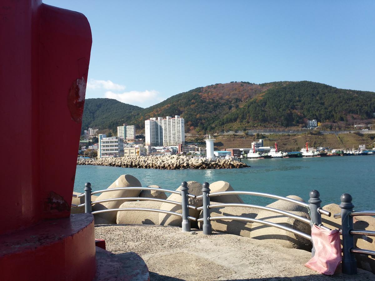 Geoje Jangseungpo Lighthouse Hotel Sodong Extérieur photo